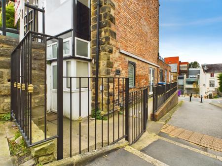 Cheltenham Mount, Harrogate, HG1