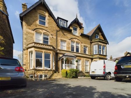 Kings Road, Harrogate, HG1