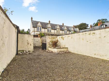 3 bedroom End of terrace house to let in Low St Agnesgate, Ripon, HG4