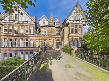 Clarence Drive, Harrogate, HG1