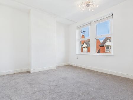 3 bedroom Terraced House to let in Hookstone Avenue, Harrogate, HG2