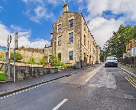 2 bedroom Flat to let in Old Church Lane, Pateley Bridge, HG3
