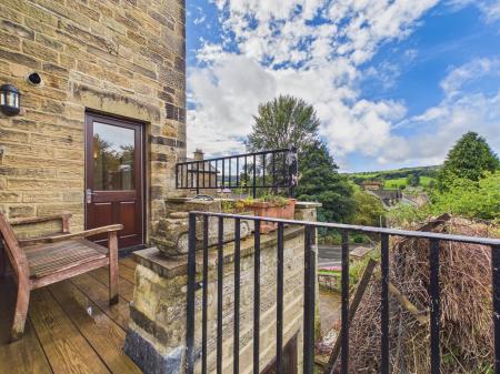 2 bedroom Flat to let in Old Church Lane, Pateley Bridge, HG3