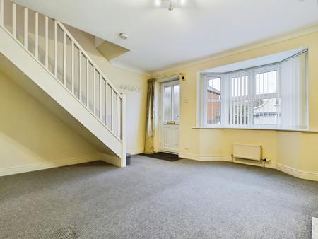 2 bedroom Town house to let in Somerset Road, Harrogate, HG2