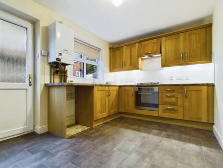 2 bedroom Town house to let in Somerset Road, Harrogate, HG2