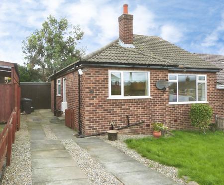 2 bedroom Bungalow to let in Bachelor Road, Harrogate, HG1