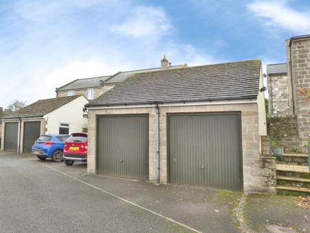 3 bedroom Semi-detached house to let in Sheepcote Lane, Darley, HG3