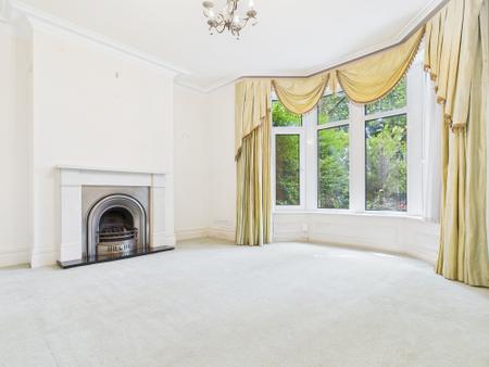 4 bedroom Town house to let in Studley Road, Harrogate, HG1
