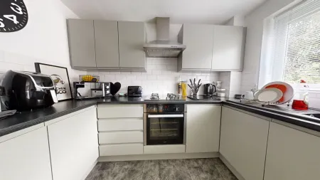 3 bedroom Semi-detached house to let in Augustines Way, Haywards Heath, RH16