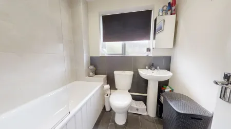 3 bedroom Semi-detached house to let in Augustines Way, Haywards Heath, RH16