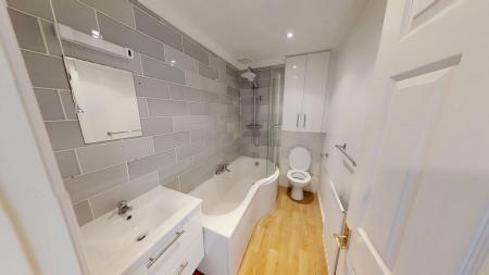 3 bedroom End of terrace house to let in Wheatsheaf Close