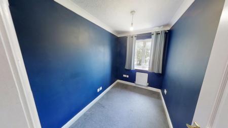 3 bedroom End of terrace house to let in Wheatsheaf Close