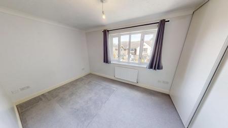 3 bedroom End of terrace house to let in Wheatsheaf Close