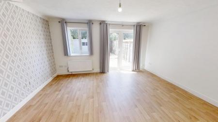3 bedroom End of terrace house to let in Wheatsheaf Close