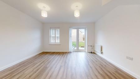 4 bedroom Semi-detached house to let in Trubwick Avenue, Haywards Heath, RH16