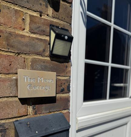 3 bedroom Cottage to let in Haywards Road, Haywards Heath, RH16