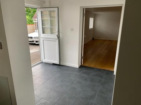 3 bedroom Cottage to let in Haywards Road, Haywards Heath, RH16