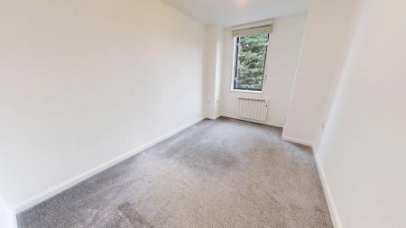 1 bedroom Flat to let in South Road, Haywards Heath, RH16