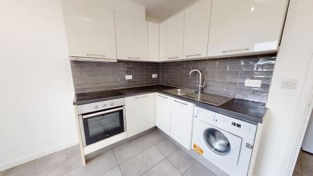 1 bedroom Flat to let in South Road, Haywards Heath, RH16