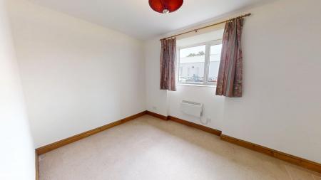 1 bedroom Flat to let in Harlands Road, Haywards Heath, RH16