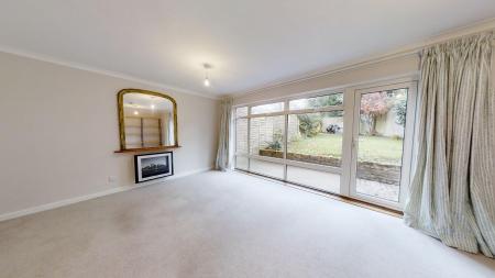 3 bedroom End of terrace house to let in Barnmead, Haywards Heath, RH16