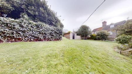 3 bedroom End of terrace house to let in Barnmead, Haywards Heath, RH16