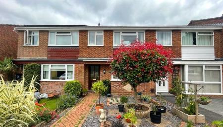 Rothley Chase, Haywards Heath, RH16