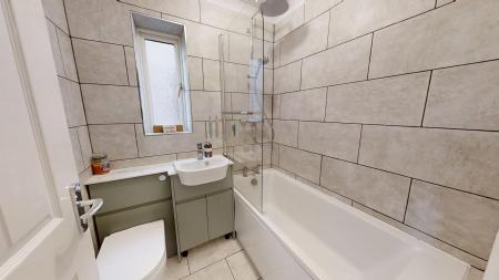 2 bedroom Terraced House to let in Acorn Avenue, Cowfold, RH13