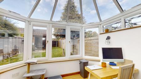 2 bedroom Terraced House to let in Acorn Avenue, Cowfold, RH13