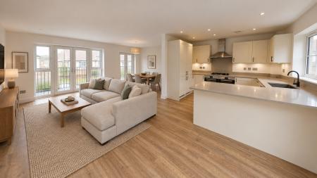 5 bedroom Detached house for sale in Southern View, Haywards Heath, RH16