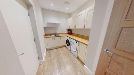 5 bedroom Detached house for sale in Southern View, Haywards Heath, RH16