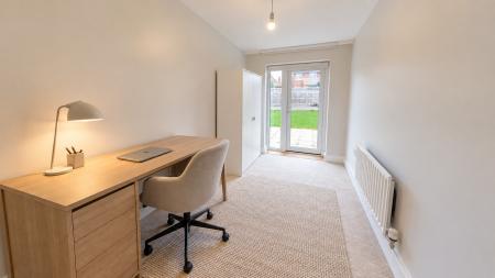 5 bedroom Detached house for sale in Southern View, Haywards Heath, RH16