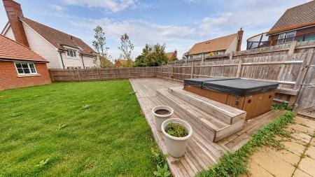 5 bedroom Detached house for sale in Southern View, Haywards Heath, RH16