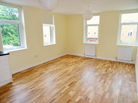 1 bedroom Flat to let in Heath Square, Boltro Road, Haywards Heath, RH16