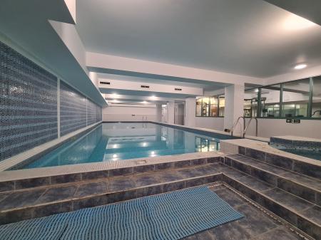 2 bedroom Flat to let in Exeter Road, Kilburn, London, NW2