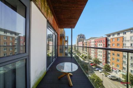 1 bedroom Flat for sale in 20 Boulevard Drive, Beaufort Park, London, NW9