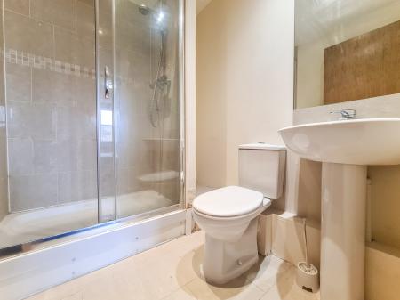 2 bedroom Flat for sale in Greyhound Hill, Hendon, NW4