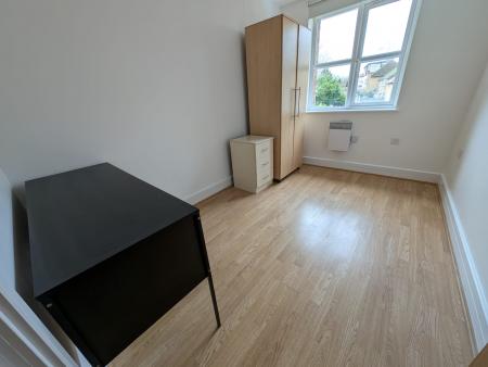 2 bedroom Flat for sale in Greyhound Hill, Hendon, NW4