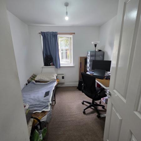 2 bedroom Flat to let in Tanner Street, Barking, IG11