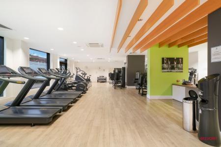 1 bedroom Flat for sale in Empire Way, Wembley, HA9