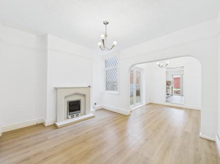 3 bedroom Semi-detached house for sale in Bracebridge Street, Nuneaton, CV11