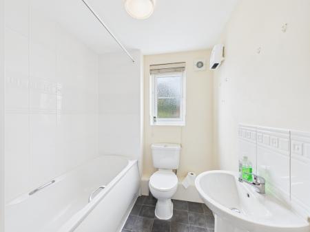 2 bedroom Flat for sale in Eliot Mews, Nuneaton, CV10