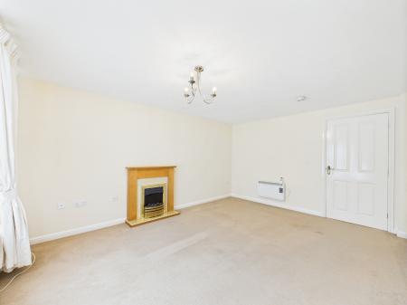 2 bedroom Flat for sale in Eliot Mews, Nuneaton, CV10