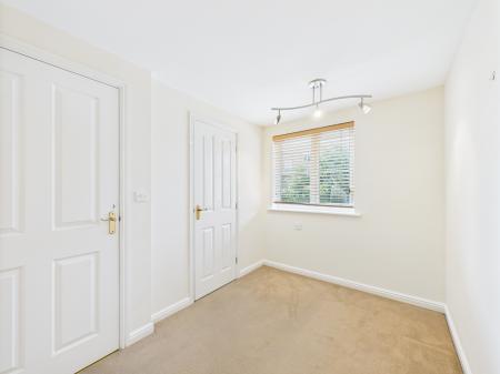 2 bedroom Flat for sale in Eliot Mews, Nuneaton, CV10