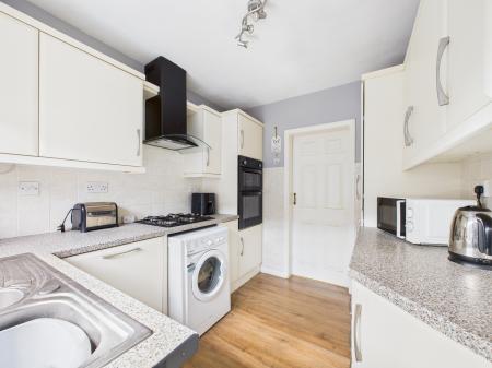 2 bedroom Detached bungalow for sale in Far Lash, Burbage, LE10