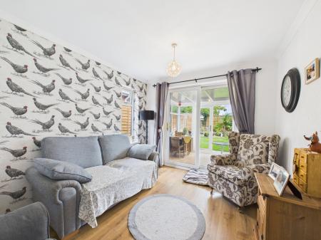 2 bedroom Detached bungalow for sale in Far Lash, Burbage, LE10