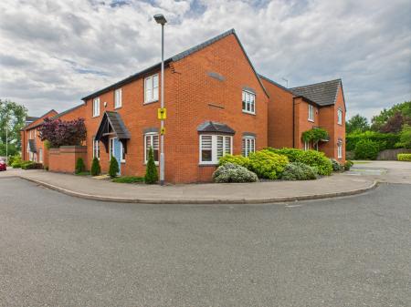 Frezenberg Close, Burbage, LE10