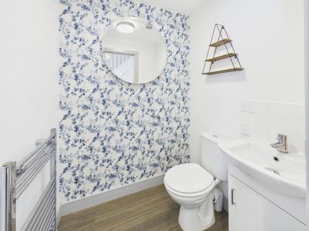 4 bedroom Detached house for sale in Frezenberg Close, Burbage, LE10