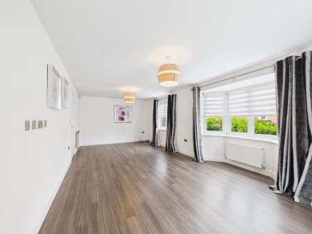 4 bedroom Detached house for sale in Frezenberg Close, Burbage, LE10