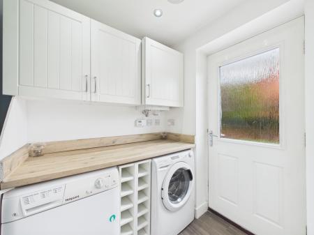 4 bedroom Detached house for sale in Frezenberg Close, Burbage, LE10